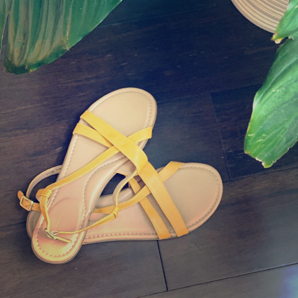 Rockport sandals — new